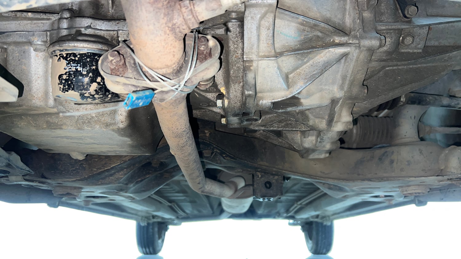 Used 2017 Maruti Suzuki Celerio ZXi AMT Petrol Automatic extra FRONT LEFT UNDERBODY VIEW