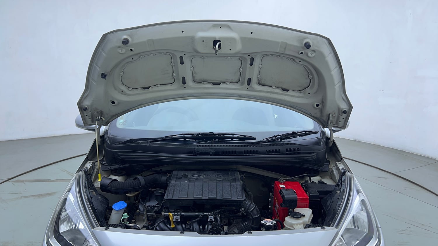 Used 2015 Hyundai Xcent S 1.2 Petrol Manual engine ENGINE & BONNET OPEN FRONT VIEW