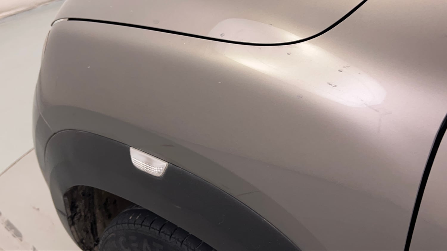 Used 2018 Renault Kwid 1.0 RXT AMT Opt Petrol Automatic dents MINOR SCRATCH