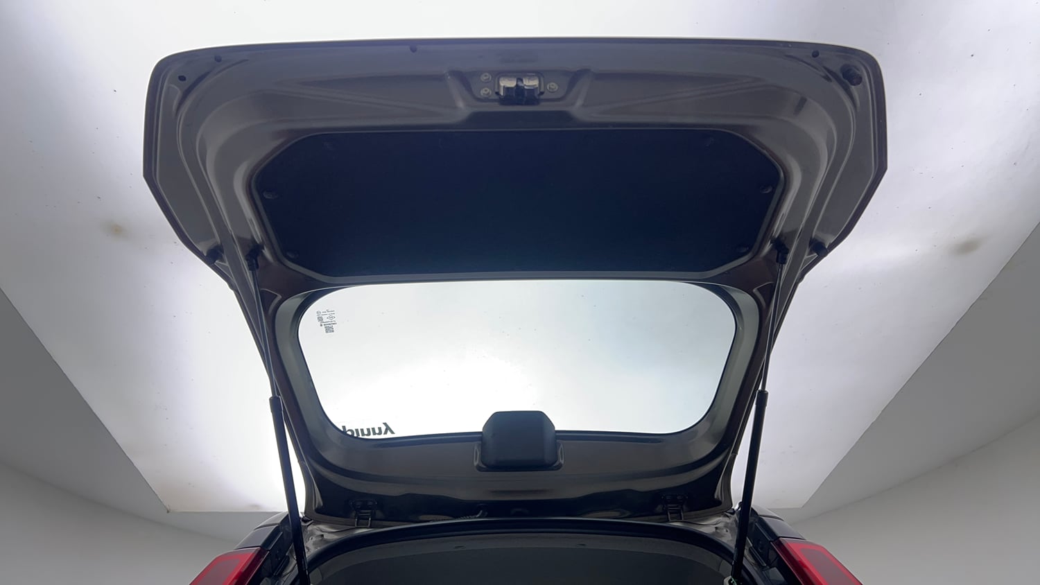 Used 2019 Maruti Suzuki Wagon R VXi (O) 1.2 AMT Petrol Automatic interior DICKY DOOR OPEN VIEW