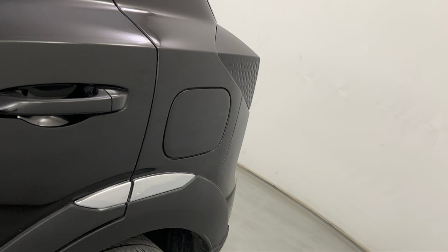 Used 2024 Mahindra XUV 3XO AX5 1.5 Diesel Diesel Manual dents MINOR SCRATCH