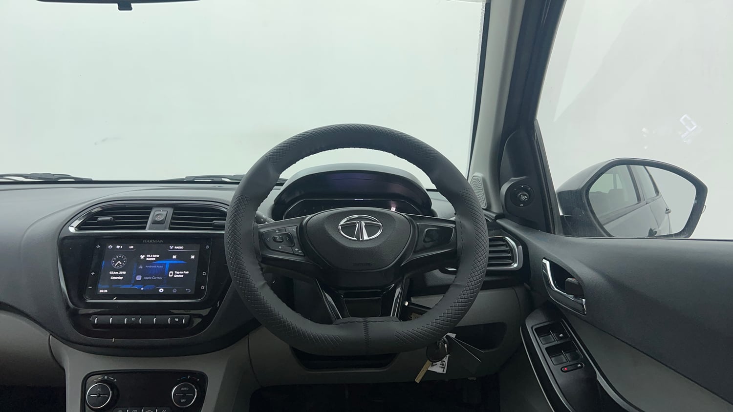 Used 2022 Tata Tiago XZA Plus Petrol Automatic interior STEERING VIEW