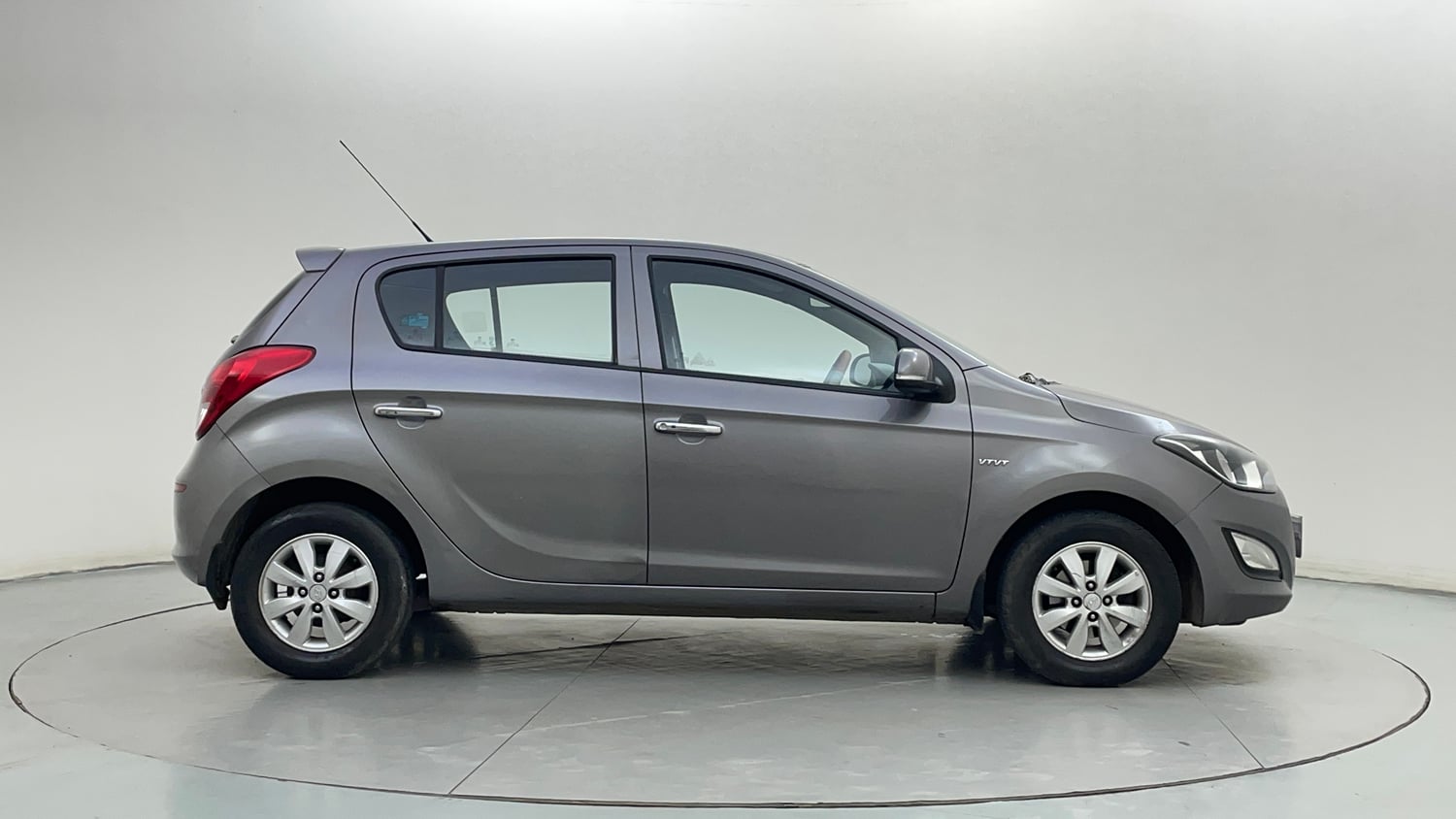 Used 2012 Hyundai i20 Asta 1.2 Petrol Manual exterior RIGHT SIDE VIEW