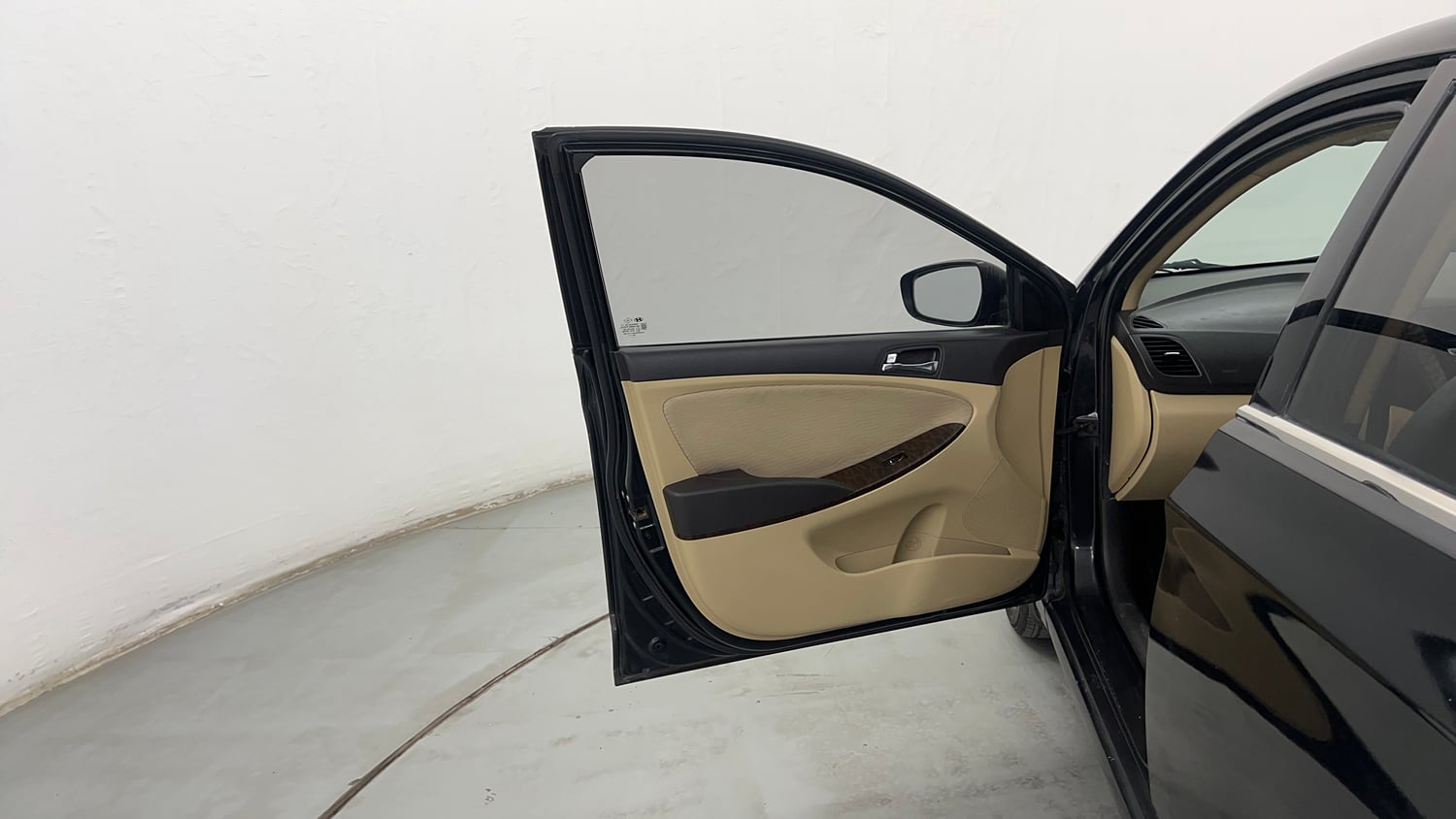 Used 2013 Hyundai Verna Fluidic 1.6 VTVT SX Petrol Manual interior LEFT FRONT DOOR OPEN VIEW