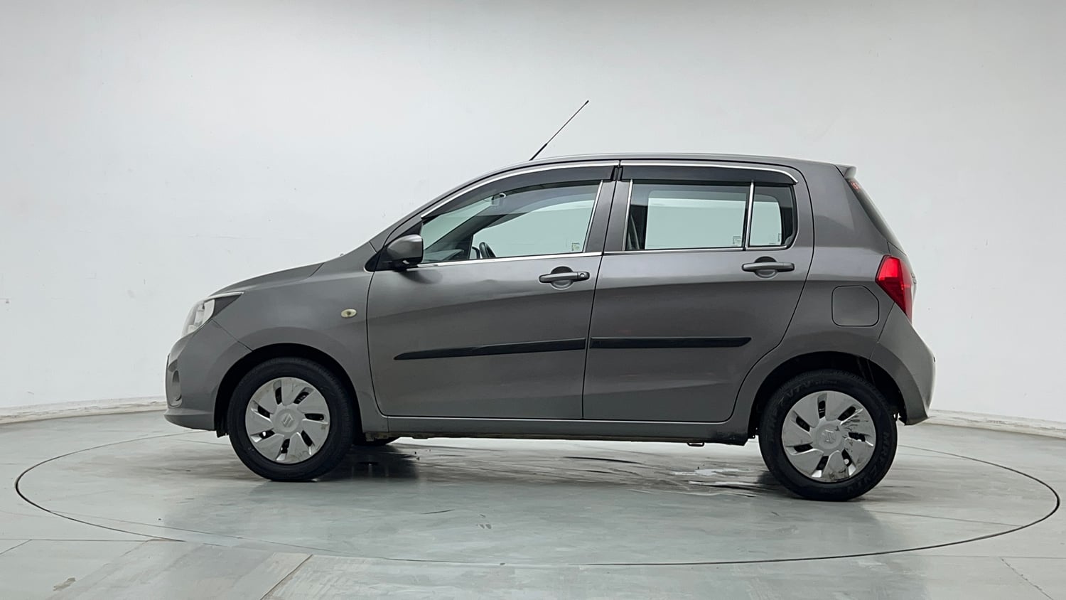 Used 2018 Maruti Suzuki Celerio VXi CNG Cng Manual exterior LEFT SIDE VIEW