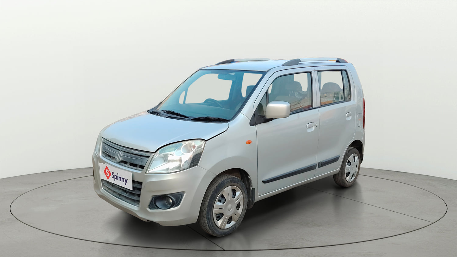 Used 2013 Maruti Suzuki Wagon R VXI Petrol Manual exterior LEFT FRONT CORNER VIEW