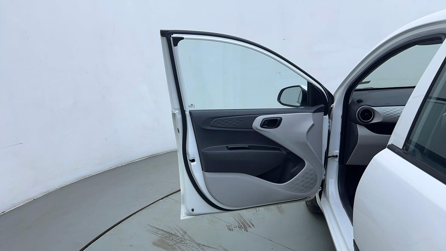 Used 2022 Hyundai Grand i10 Nios Magna AMT 1.2 Kappa VTVT Petrol Automatic interior LEFT FRONT DOOR OPEN VIEW