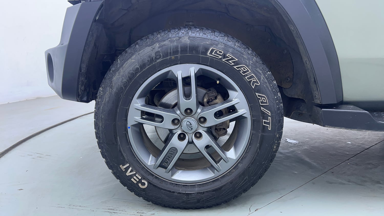 Used 2021 mahindra Thar LX Hard Top Petrol MT 4WD Petrol Manual tyres LEFT FRONT TYRE RIM VIEW