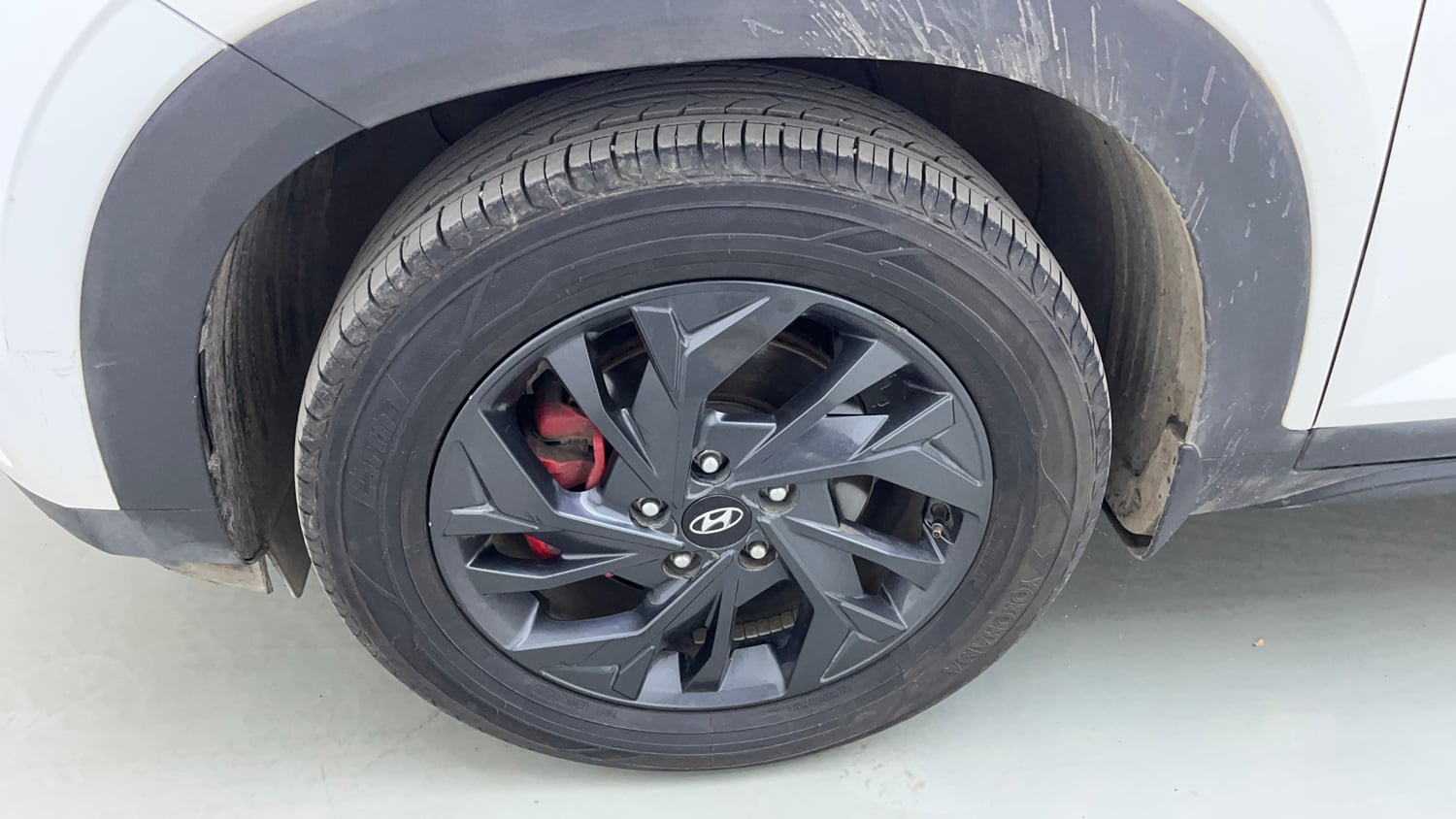 Used 2022 Hyundai Creta SX (O) 1.5 Petrol IVT Knight Petrol Automatic tyres LEFT FRONT TYRE RIM VIEW