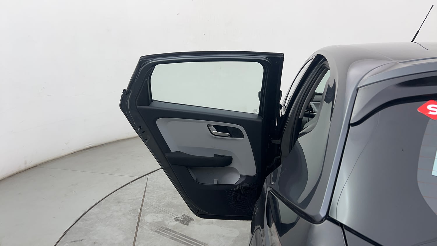 Used 2021 Tata Altroz XZ Petrol Petrol Manual interior LEFT REAR DOOR OPEN VIEW