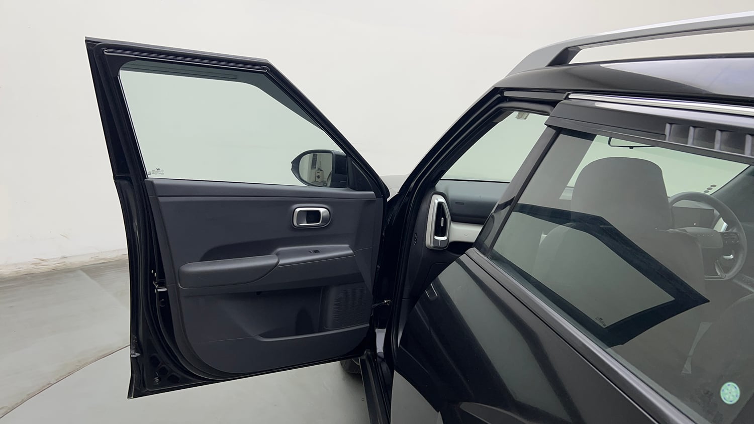 Used 2026 Hyundai Venue 1.2 Kappa Petrol MT HX5 Petrol Manual interior LEFT FRONT DOOR OPEN VIEW