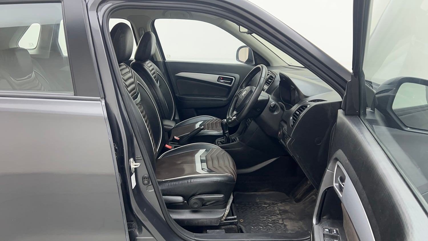 Used 2021 Toyota Urban Cruiser Premium Grade MT Petrol Manual interior RIGHT SIDE FRONT DOOR CABIN VIEW