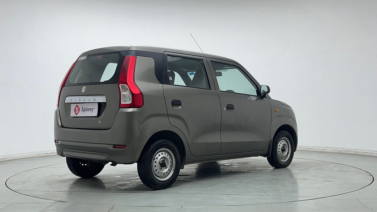 Used 2020 Maruti Suzuki Wagon R 1.0 LXi 1.0 Petrol Manual exterior RIGHT REAR CORNER VIEW