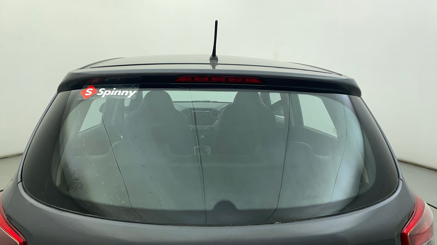 Used 2016 Hyundai Grand i10 Magna AT 1.2 Kappa VTVT Petrol Automatic exterior BACK WINDSHIELD VIEW