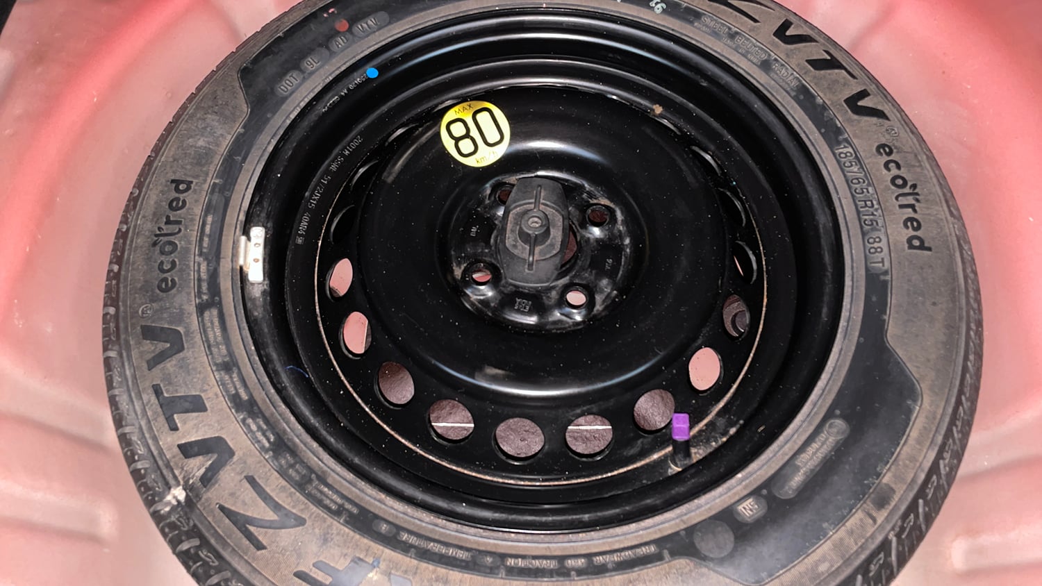 Used 2020 Maruti Suzuki Baleno Zeta Petrol Manual tyres SPARE TYRE VIEW