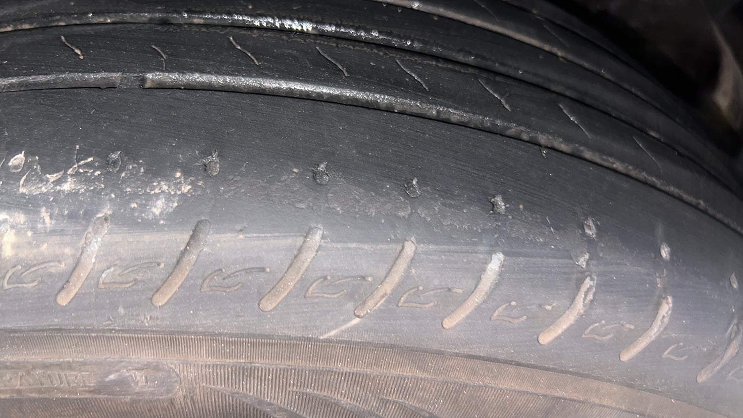 Used 2023 Hyundai Venue N-Line N6 DCT Dual Tone Petrol Automatic tyres LEFT REAR TYRE TREAD VIEW