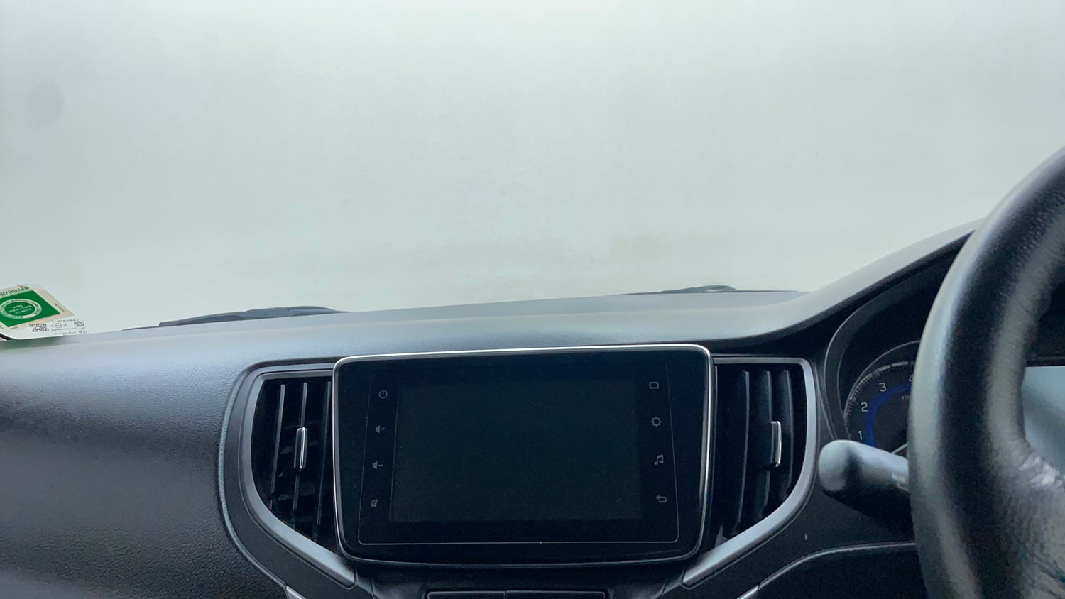 Used 2020 Maruti Suzuki Baleno Zeta Petrol Manual top_features Touch screen infotainment system