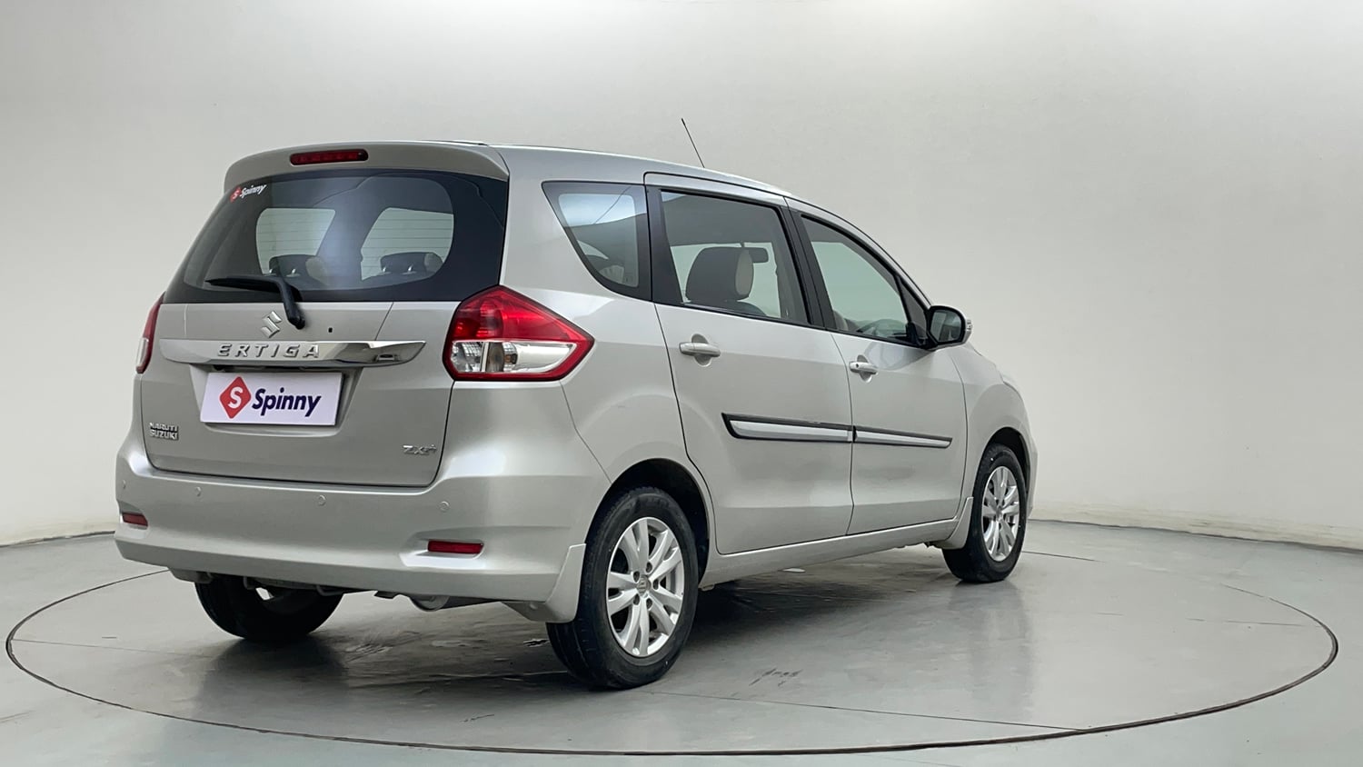 Used 2017 Maruti Suzuki Ertiga ZXI+ Petrol Manual exterior RIGHT REAR CORNER VIEW