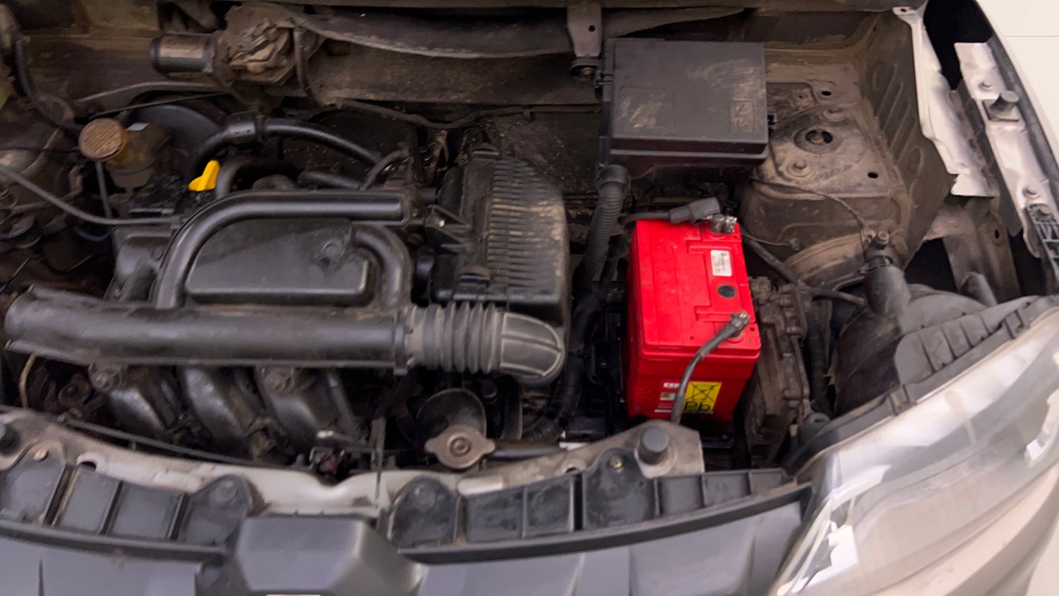 Used 2018 Renault Kwid 1.0 RXT AMT Opt Petrol Automatic engine ENGINE LEFT SIDE VIEW