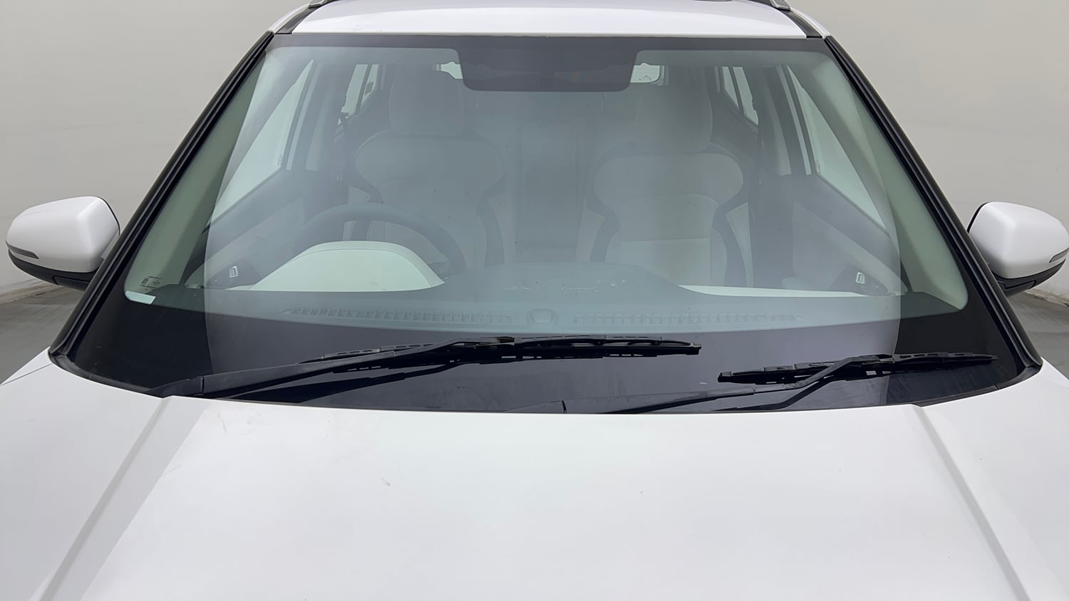 Used 2023 Hyundai Creta SX 1.5 Petrol Petrol Manual exterior FRONT WINDSHIELD VIEW