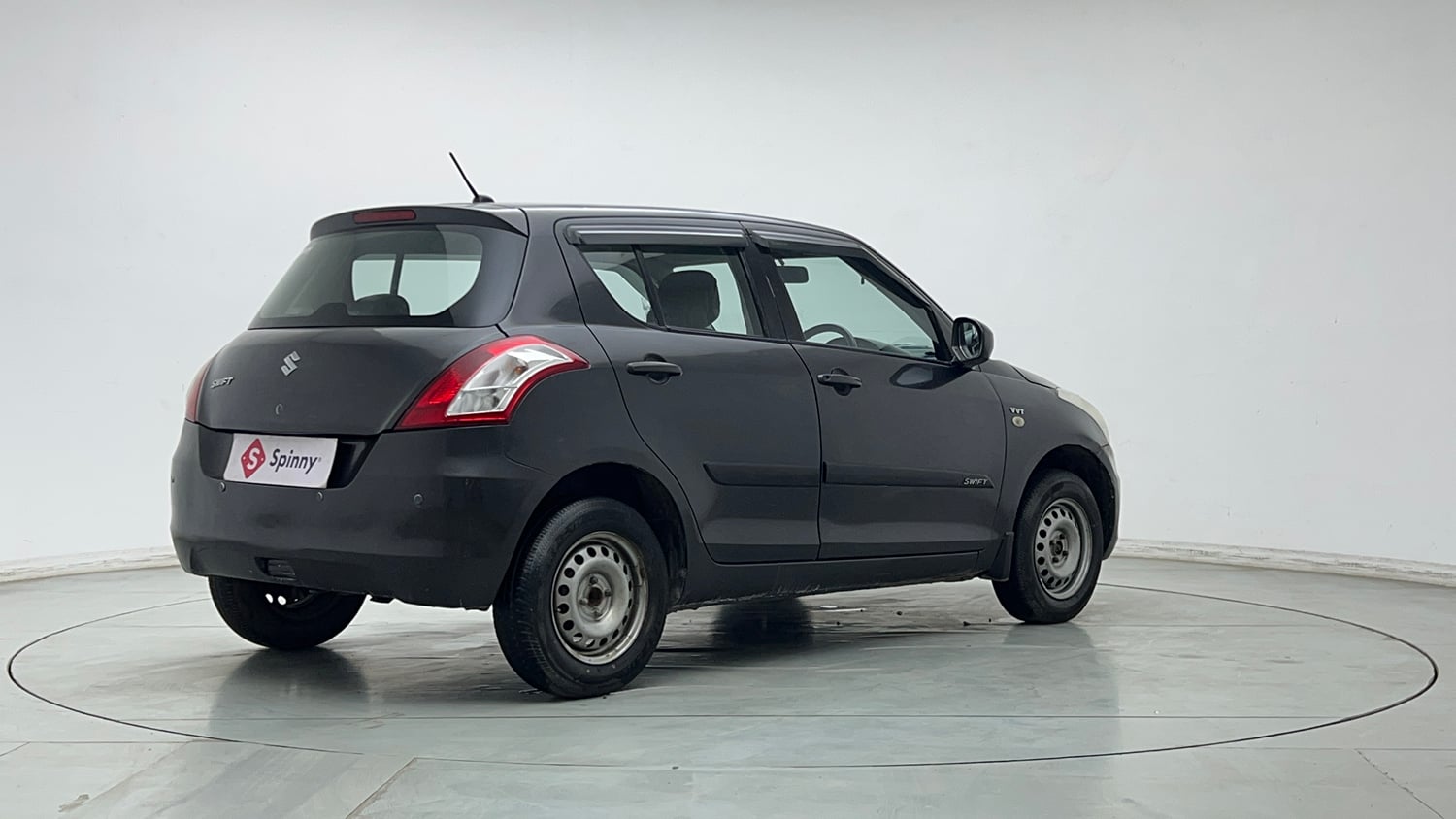 Used 2017 Maruti Suzuki Swift Lxi (O) Petrol Manual exterior RIGHT REAR CORNER VIEW