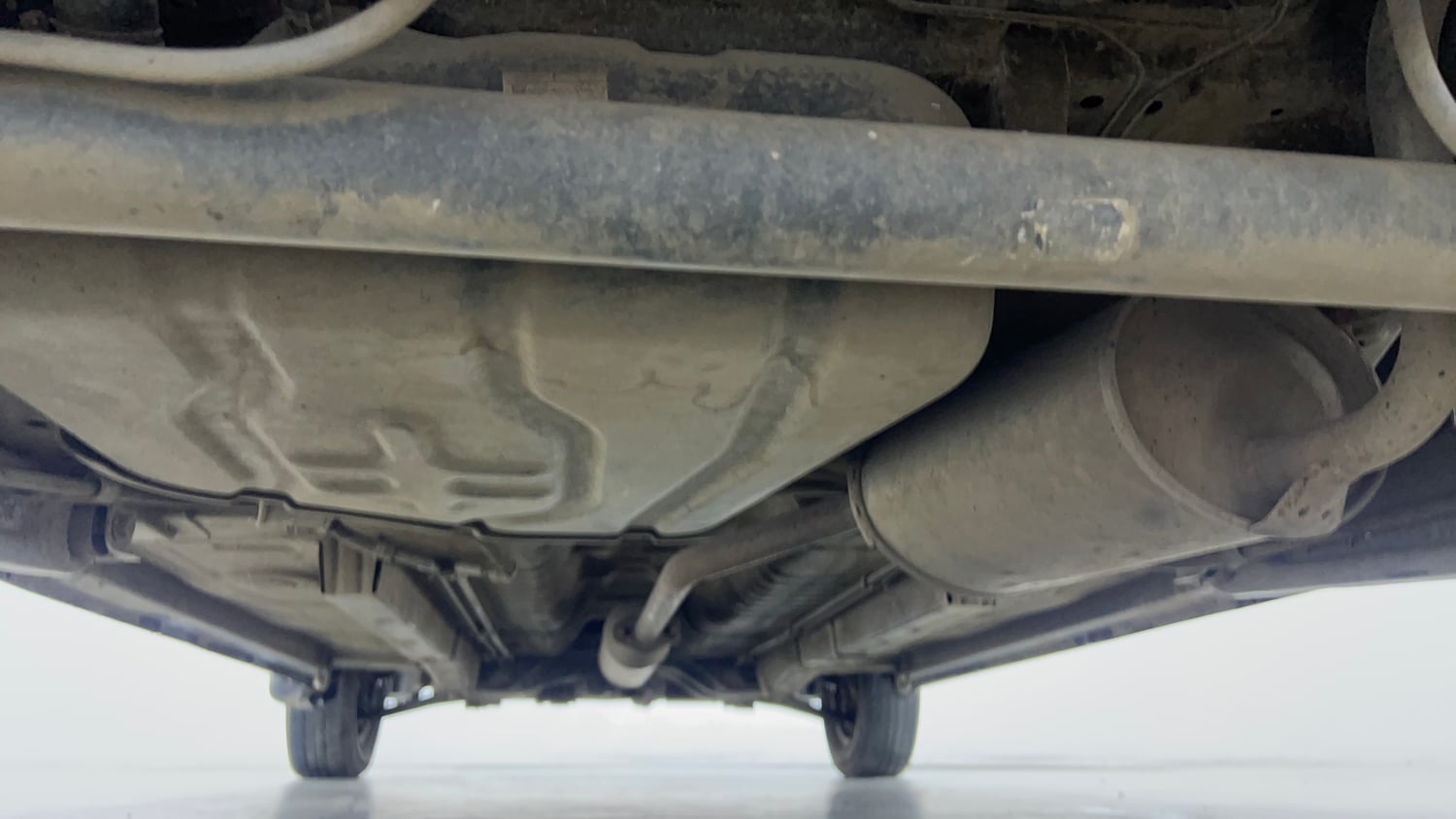 Used 2018 Maruti Suzuki Wagon R LXI Petrol Manual extra REAR UNDERBODY VIEW (TAKEN FROM REAR)