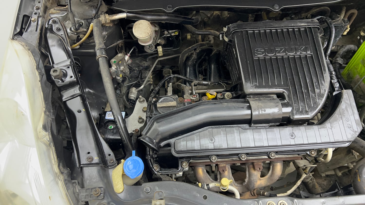 Used 2015 Maruti Suzuki Swift Dzire LXI (O) Petrol Manual engine ENGINE RIGHT SIDE VIEW