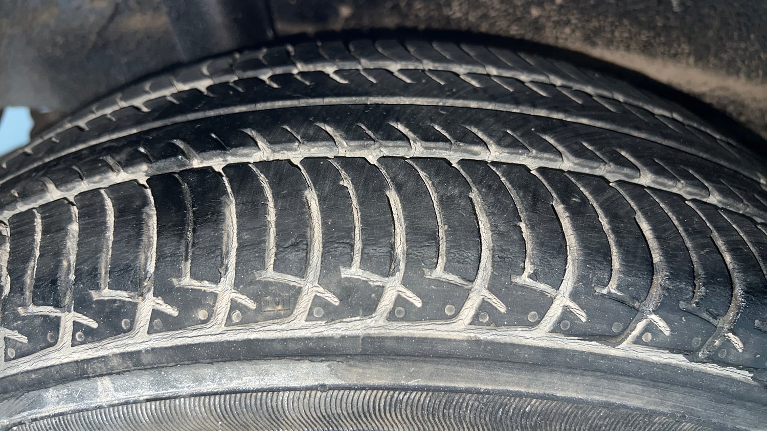 Used 2022 Maruti Suzuki Wagon R 1.0 VXi (O) 1.0 Petrol Manual tyres RIGHT REAR TYRE TREAD VIEW