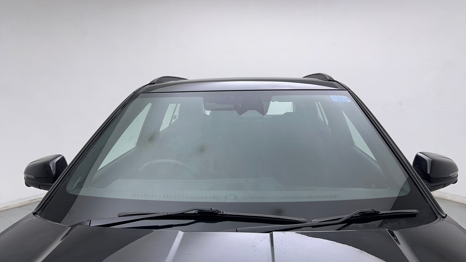 Used 2024 Hyundai Creta N-Line N10 1.5 Turbo DCT Petrol Automatic exterior FRONT WINDSHIELD VIEW