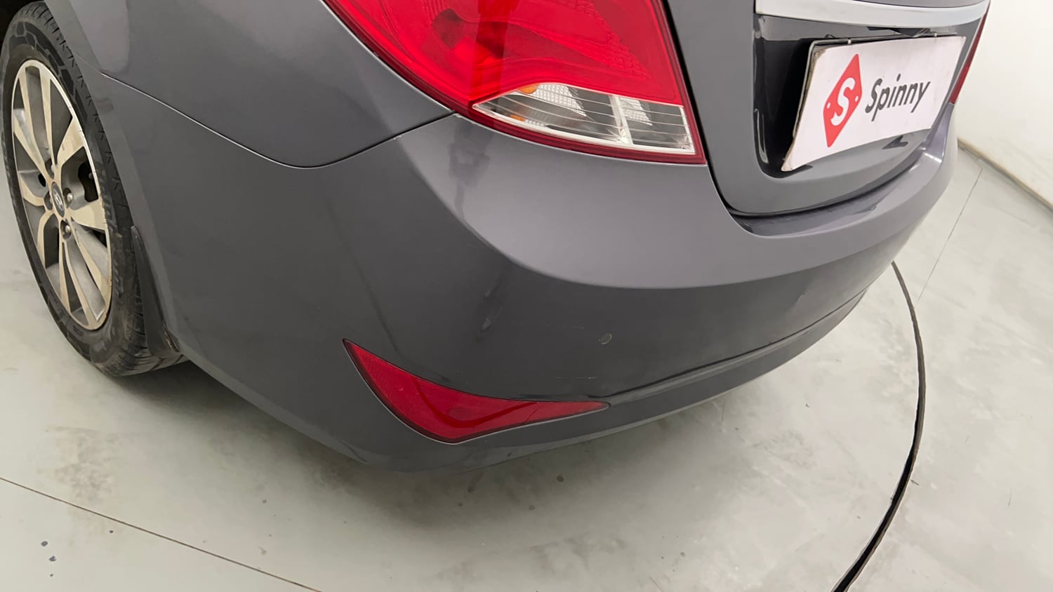 Used 2015 Hyundai Fluidic Verna 4S 1.6 VTVT SX Petrol Manual dents MINOR SCRATCH