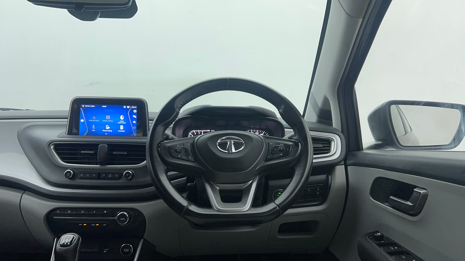 Used 2021 Tata Altroz XZ Petrol Petrol Manual interior STEERING VIEW