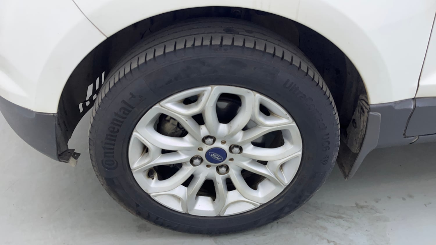 Used 2015 Ford EcoSport Titanium 1.5 TDCi (Opt) Diesel Manual tyres LEFT FRONT TYRE RIM VIEW
