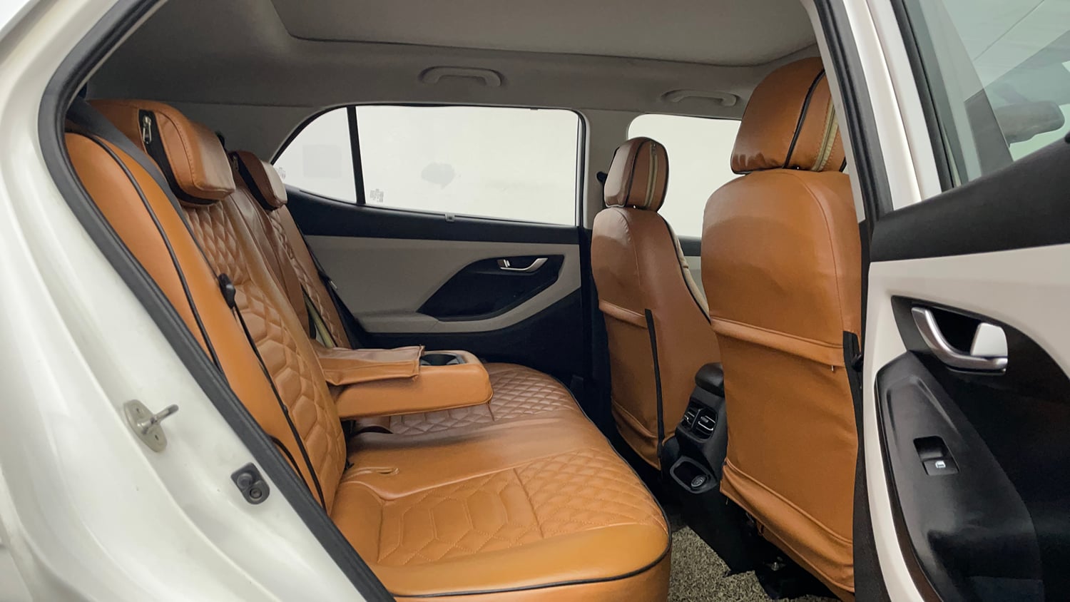 Used 2020 Hyundai Creta SX 1.5 Diesel Diesel Manual interior RIGHT SIDE REAR DOOR CABIN VIEW