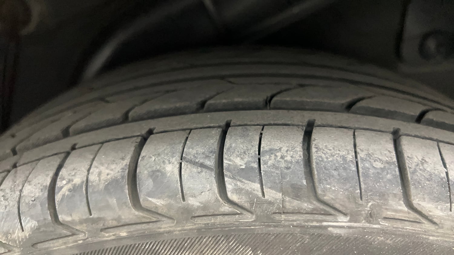 Used 2013 Hyundai Verna Fluidic 1.6 VTVT SX Petrol Manual tyres LEFT REAR TYRE TREAD VIEW