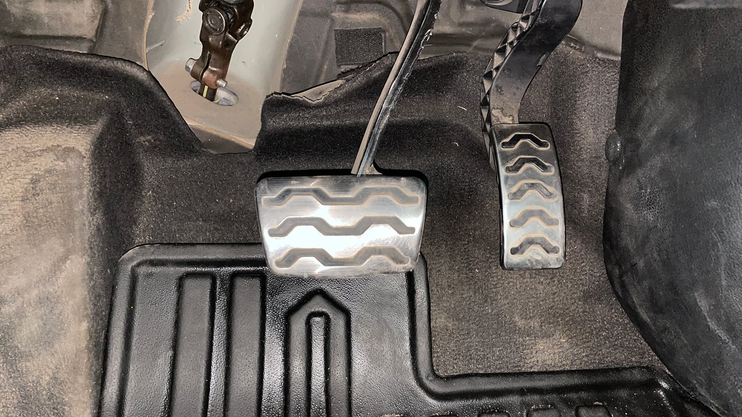 Used 2020 Kia Sonet GTX Plus 1.5 AT Diesel Automatic interior PEDALS VIEW