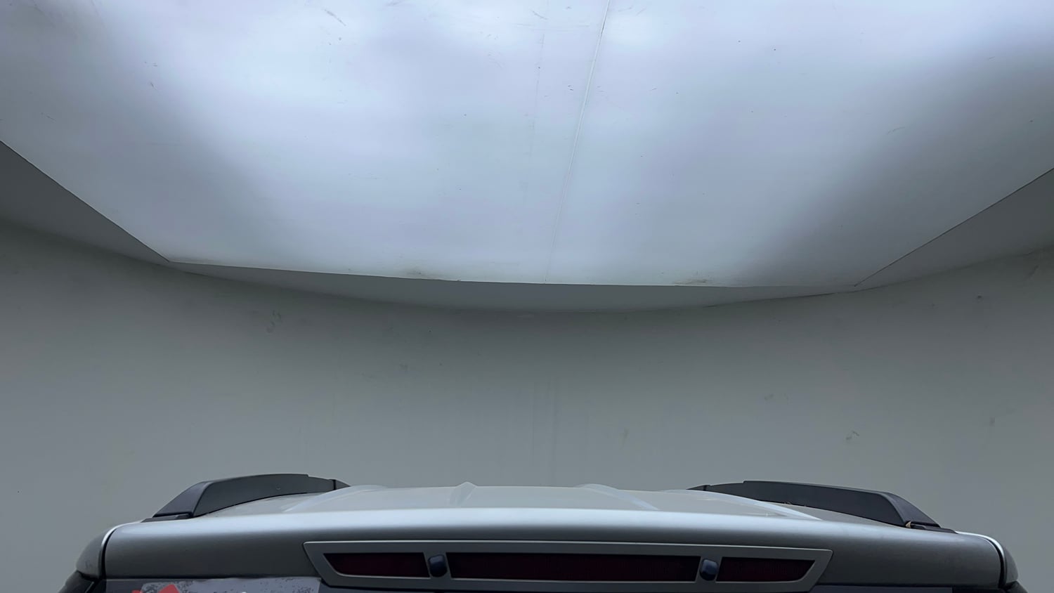 Used 2017 Mahindra XUV500 W4 Diesel Manual exterior EXTERIOR ROOF VIEW