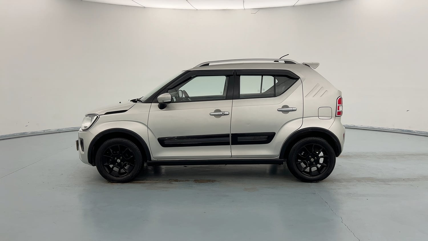 Used 2023 Maruti Suzuki Ignis Zeta 1.2 MT Petrol Manual exterior LEFT SIDE VIEW