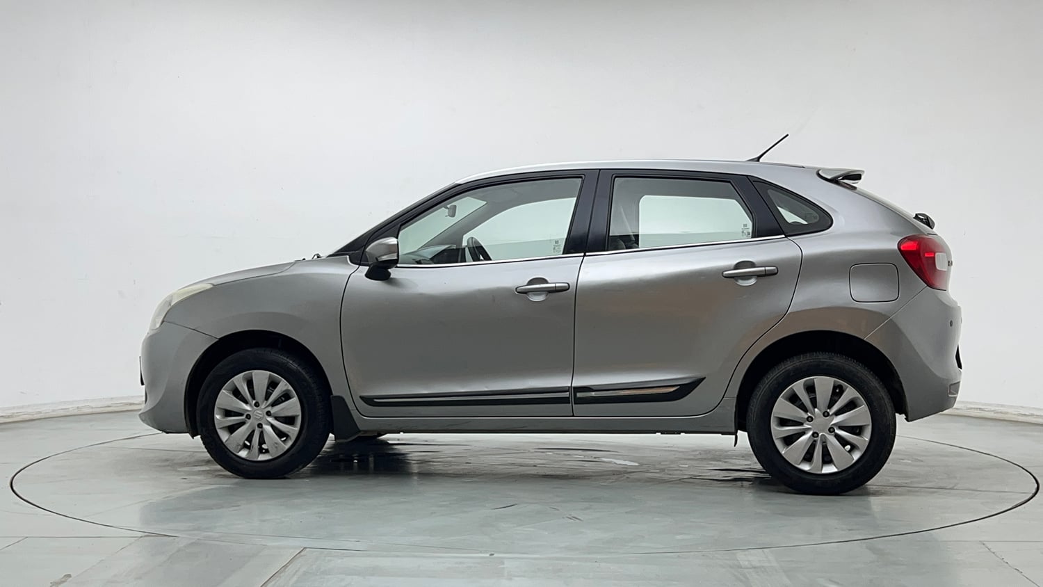 Used 2017 Maruti Suzuki Baleno Delta 1.2 Petrol Manual exterior LEFT SIDE VIEW