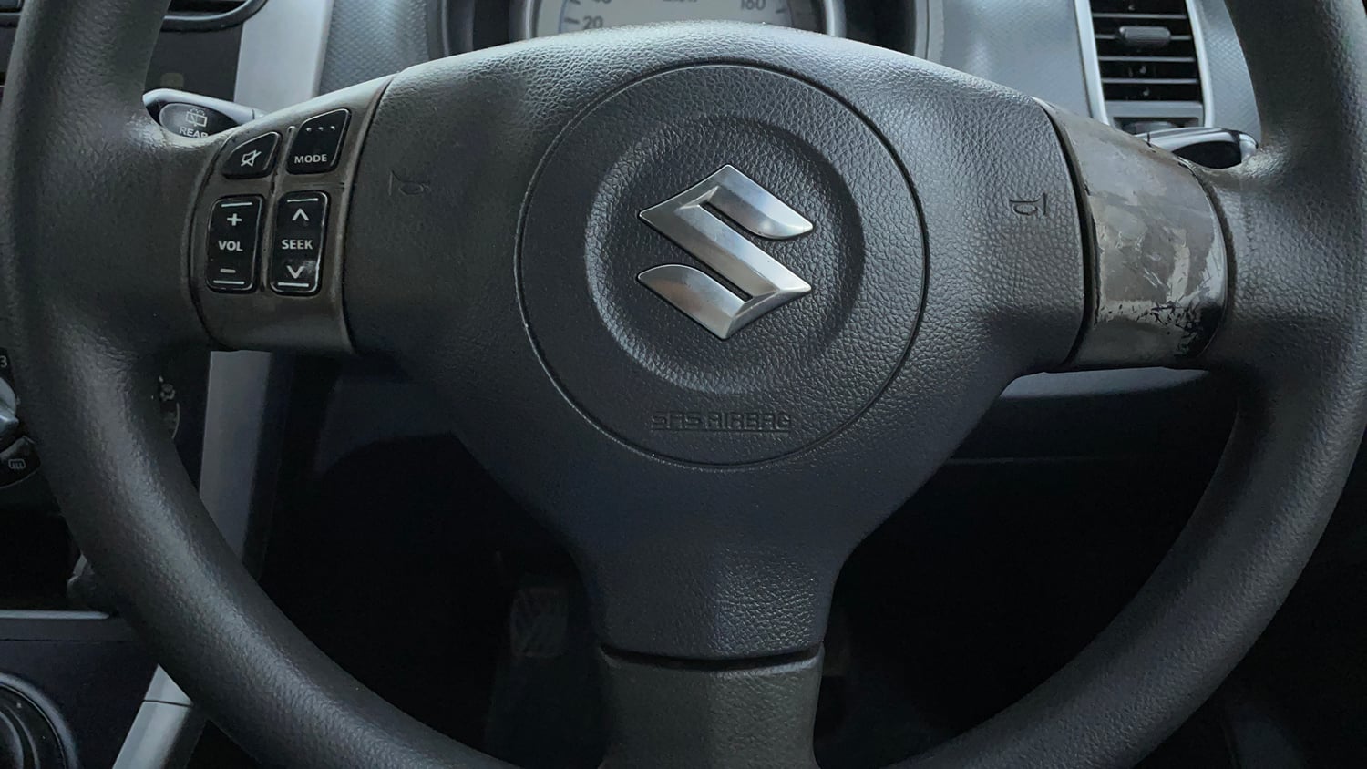 Used 2015 Maruti Suzuki Ritz Zxi BS-IV Petrol Manual top_features Airbags