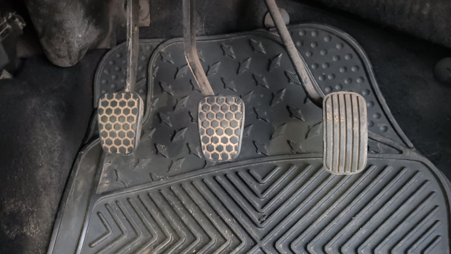 Used 2021 Tata Tiago XT Petrol Manual interior PEDALS VIEW
