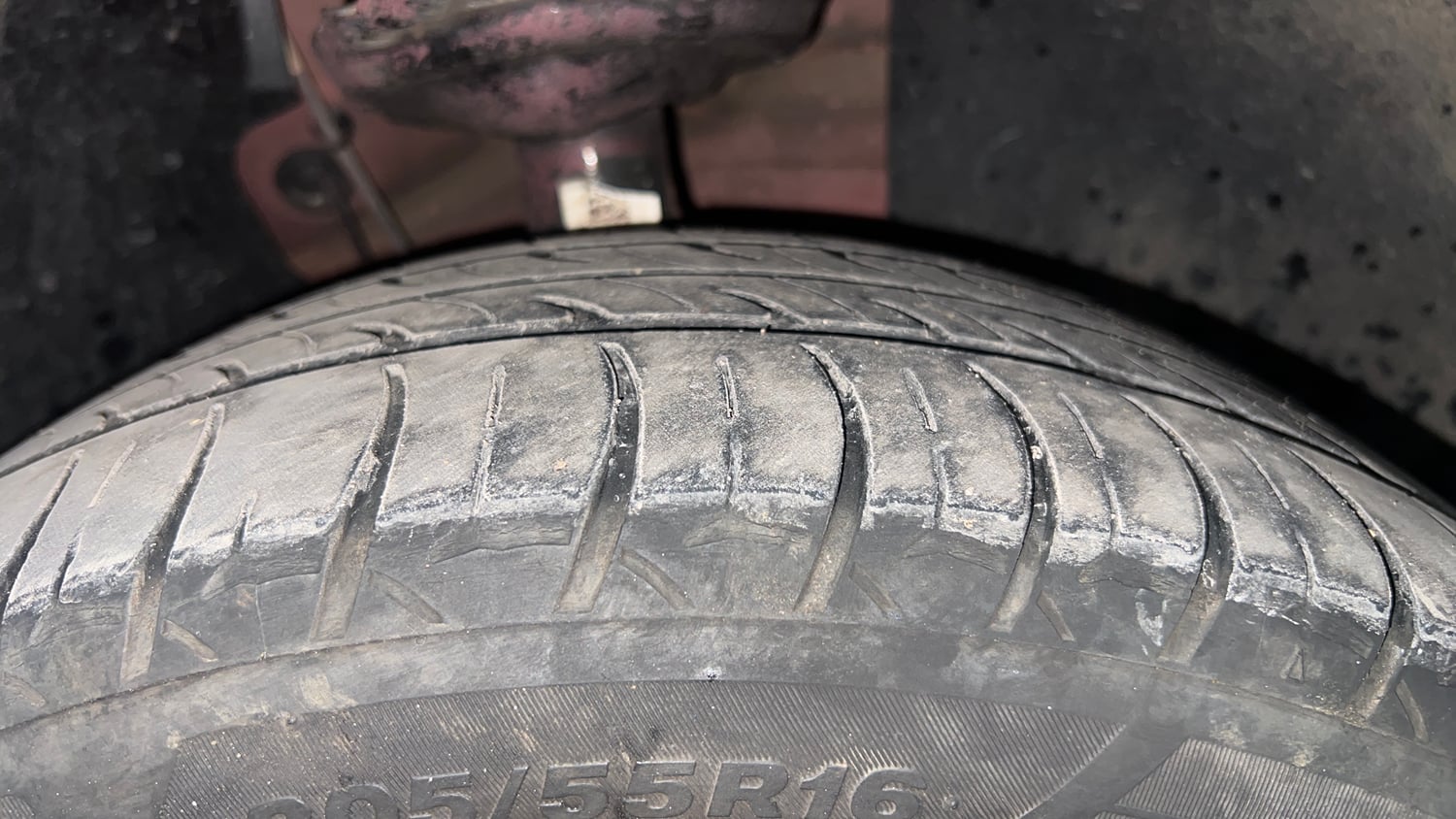 Used 2022 Volkswagen Virtus GT Plus 1.5 TSI EVO DSG Petrol Automatic tyres RIGHT FRONT TYRE TREAD VIEW