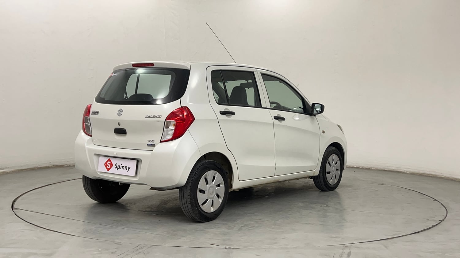 Used 2017 Maruti Suzuki Celerio VXI (O) AMT Petrol Automatic exterior RIGHT REAR CORNER VIEW