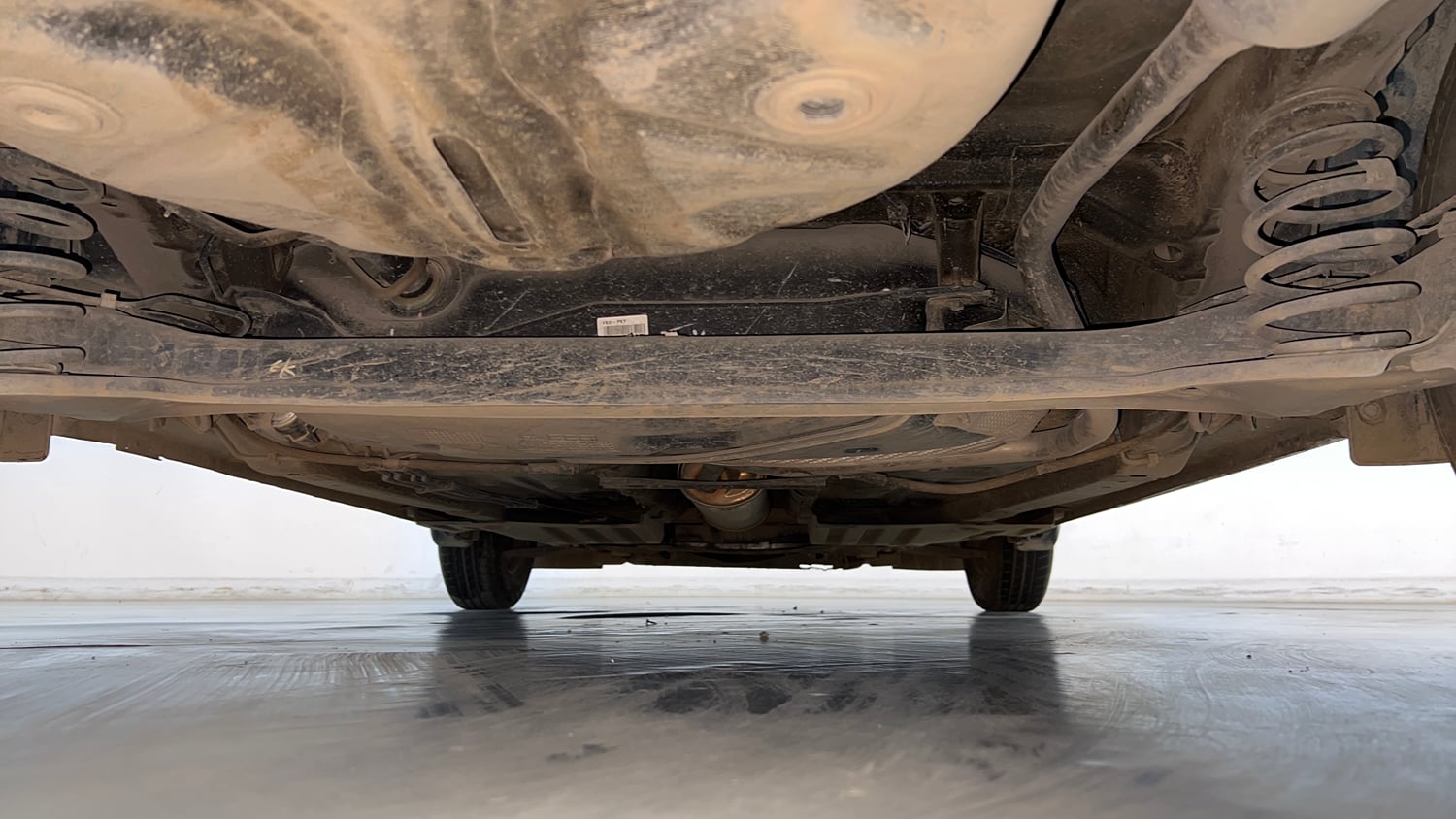 Used 2020 Maruti Suzuki Dzire VXi Petrol Manual extra REAR UNDERBODY VIEW (TAKEN FROM REAR)