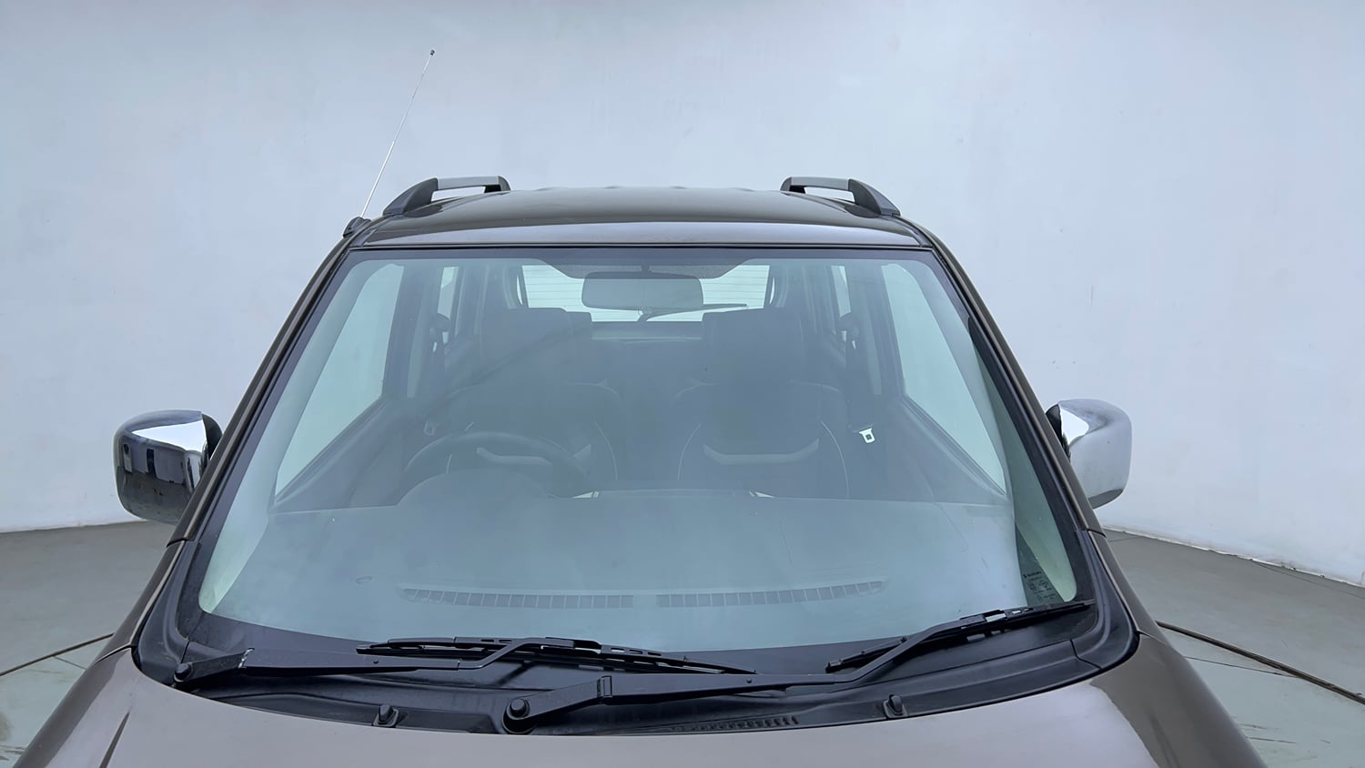 Used 2018 Maruti Suzuki Wagon R 1.0 VXI AMT Petrol Automatic exterior FRONT WINDSHIELD VIEW