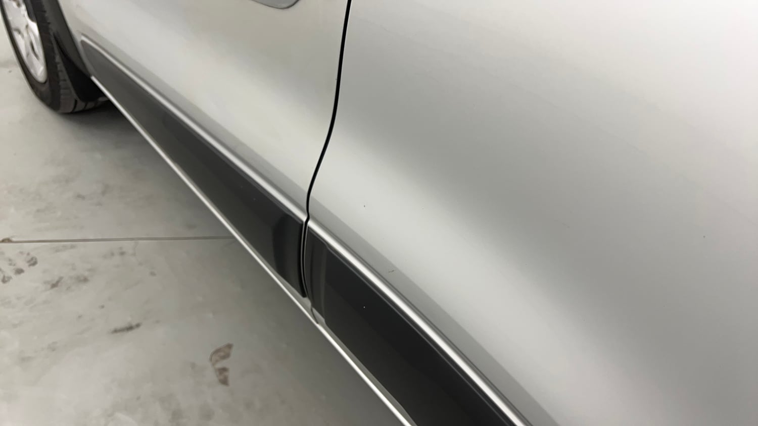 Used 2022 Renault Kwid RXT 1.0 (O) Petrol Manual dents MINOR SCRATCH
