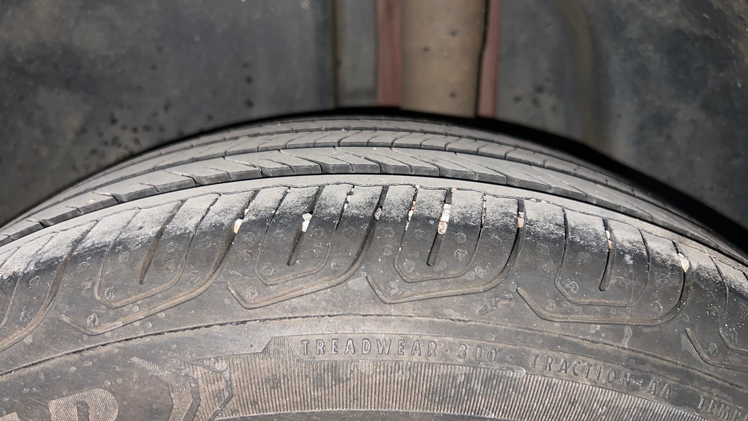 Used 2022 Skoda Kushaq Style 1.0L TSI AT Petrol Automatic tyres LEFT REAR TYRE TREAD VIEW