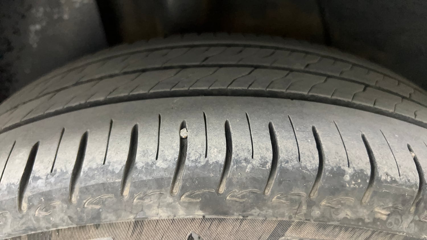 Used 2023 Tata Altroz XZ Plus Petrol Dark Edition Petrol Manual tyres RIGHT REAR TYRE TREAD VIEW