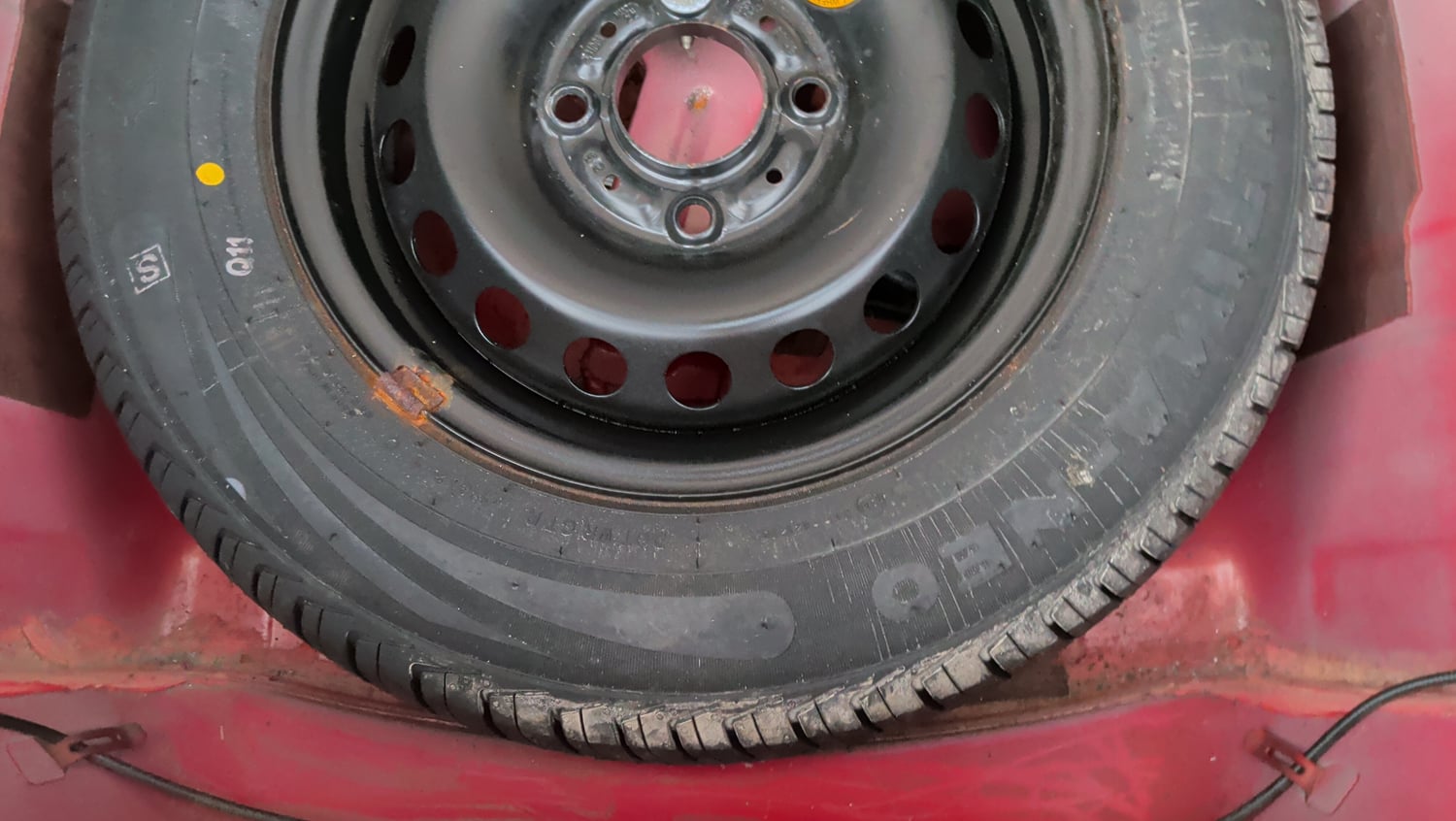 Used 2021 Tata Tiago XT Petrol Manual tyres SPARE TYRE VIEW