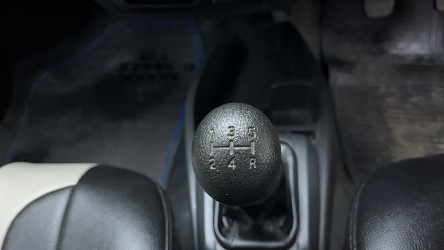 Used 2017 Maruti Suzuki Alto 800 VXi (O) Petrol Manual interior GEAR  KNOB VIEW