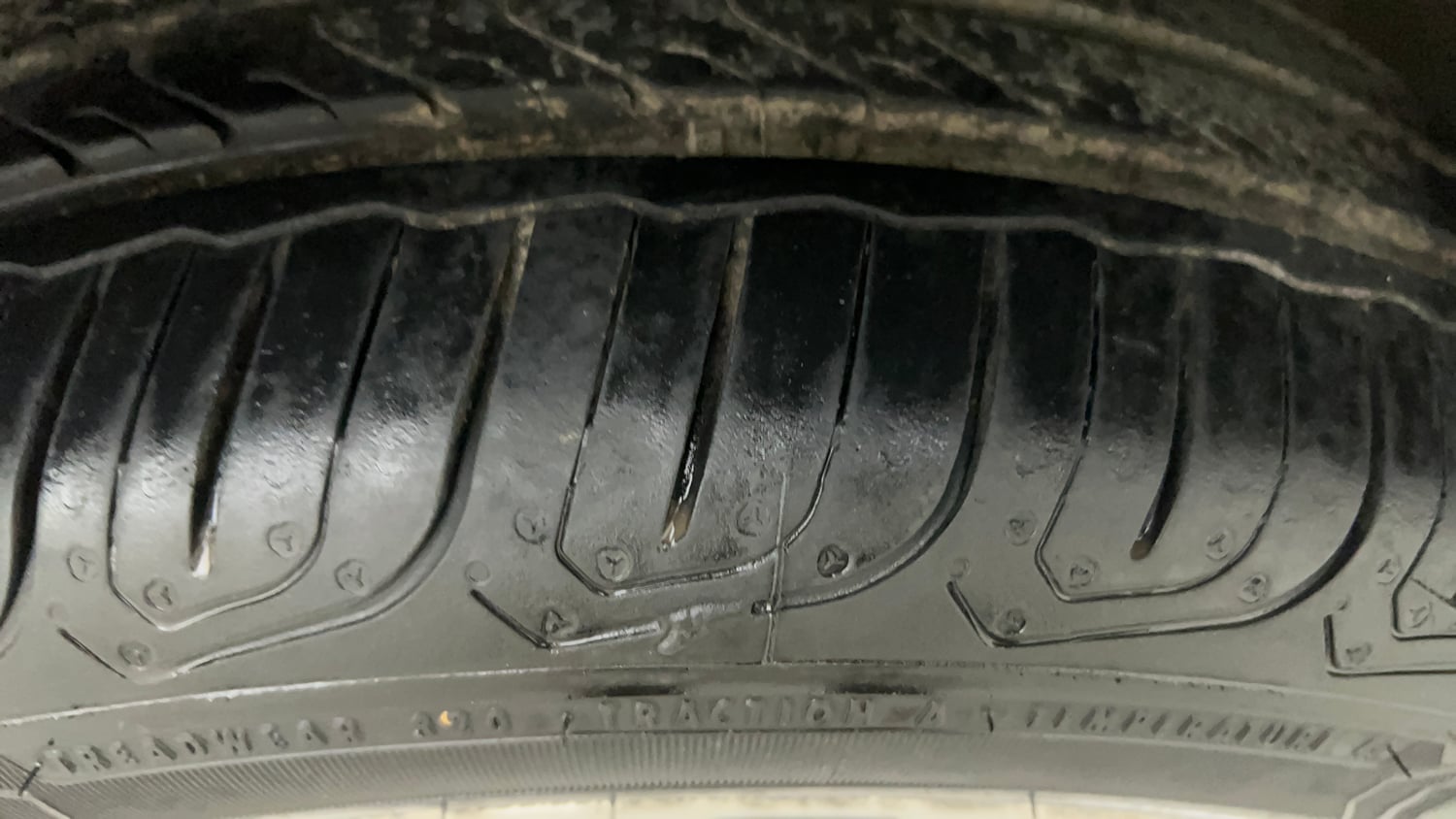 Used 2019 Nissan Micra XV CVT Petrol Automatic tyres RIGHT FRONT TYRE TREAD VIEW